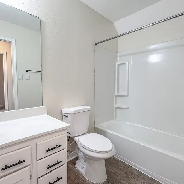 Chapman at Abita Springs Apartment Homes — interior and grounds view 14