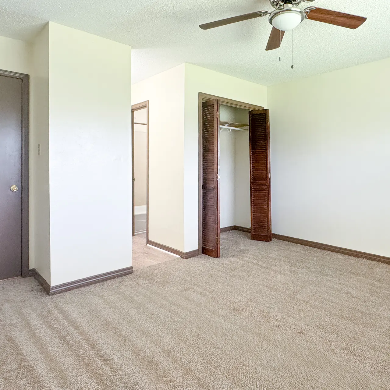 Snead at Abita Springs Apartment Homes — interior and grounds view 24