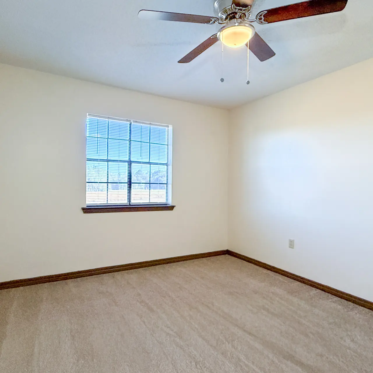 Snead at Abita Springs Apartment Homes — interior and grounds view 8