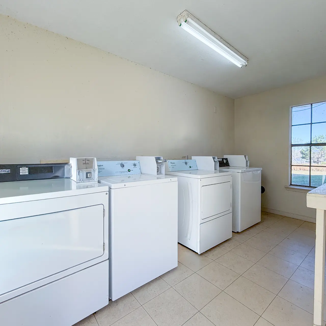 Snead at Abita Springs Apartment Homes — interior and grounds view 33