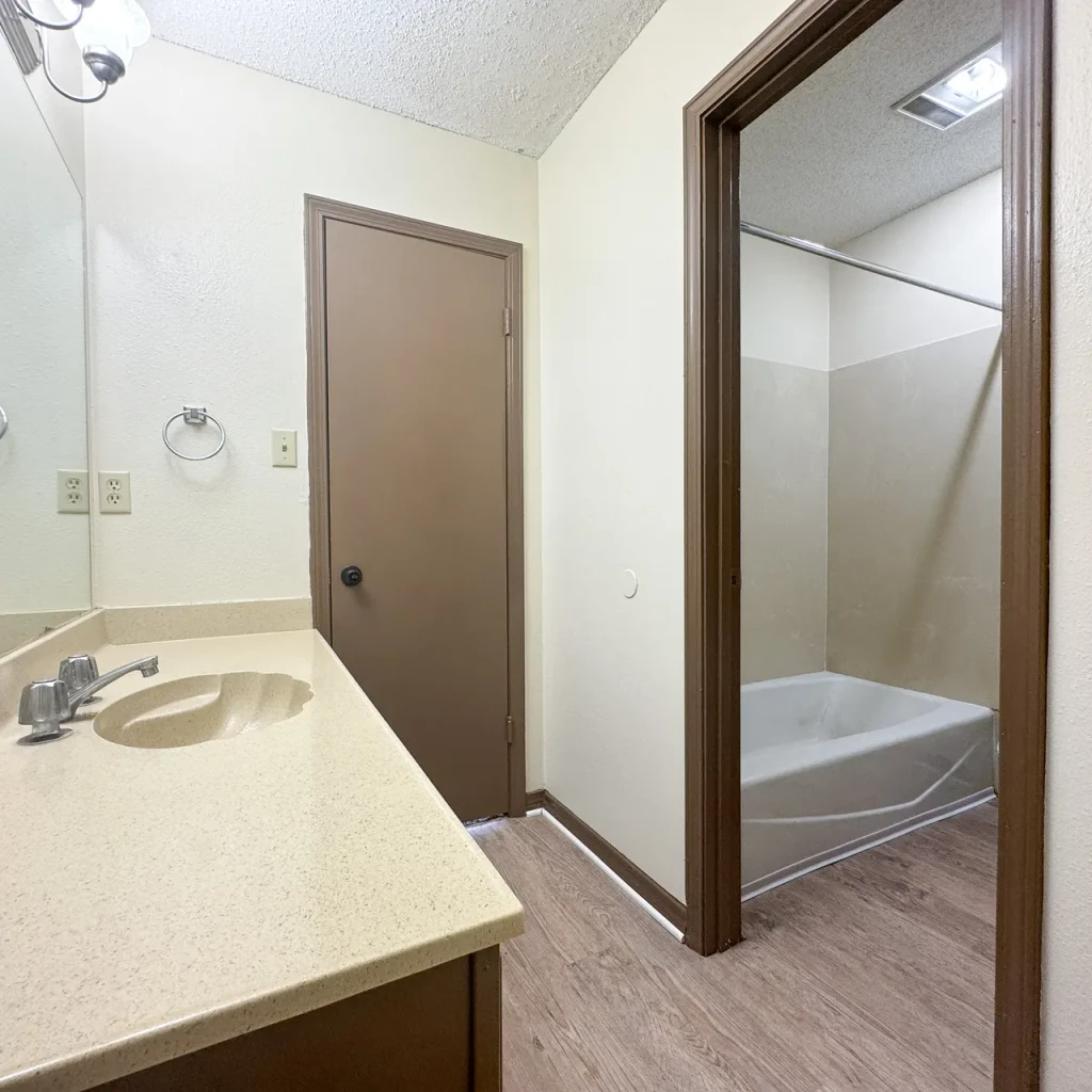 Snead at Abita Springs Apartment Homes — interior and grounds view 21