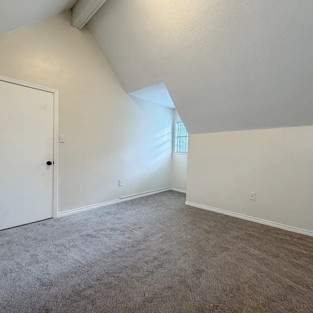 Chapman at Abita Springs Apartment Homes — interior and grounds view 13